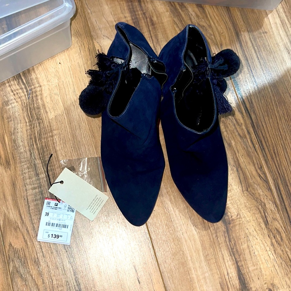 Zara navy blue booties